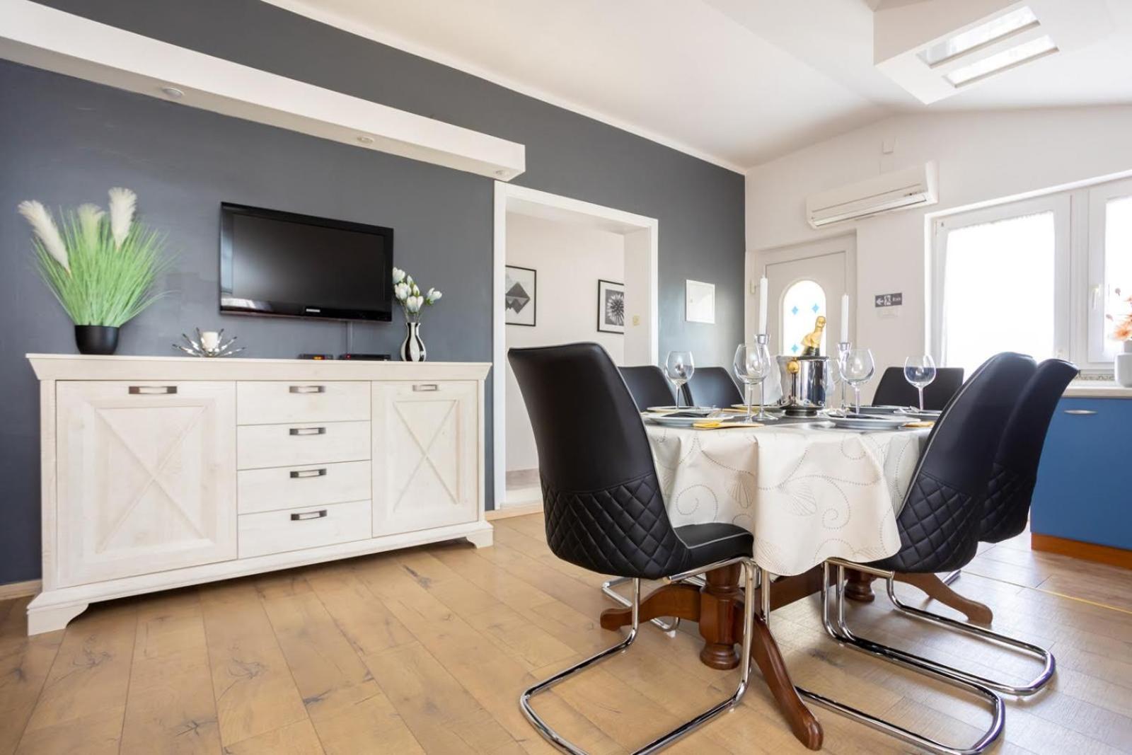 Apartman Luni Sa Bazenom - Malinska, Sveti Anton Sveti Anton  Cameră foto